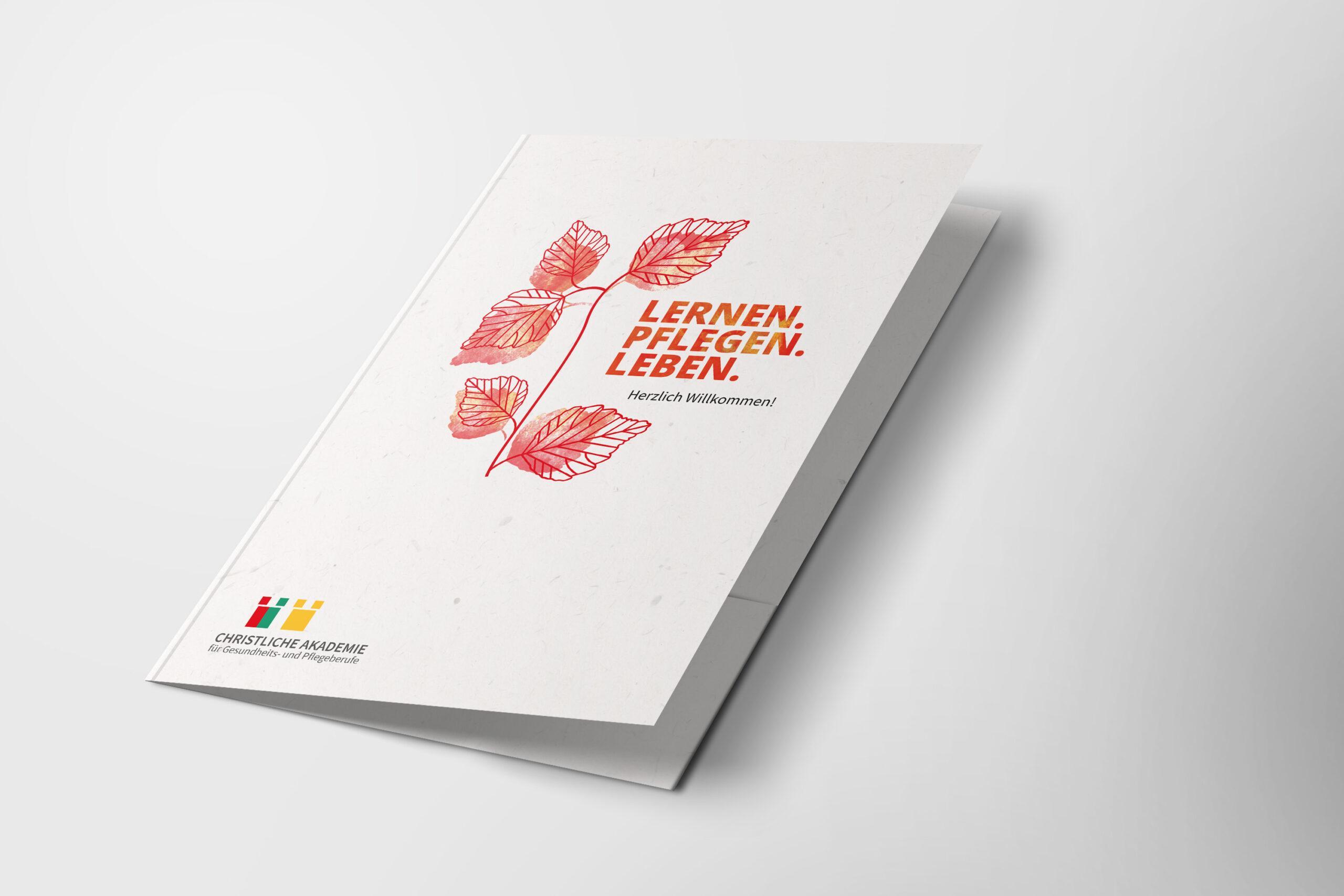 Christliche Akademie für Gesundheits- und Pflegeberufe Halle. Corporate Design Leipzig. Illustration Leipzig. Grafikdesign Leipzig. The C/A Studio. Charlie Grashoff. Videoproduktion in Leipzig.