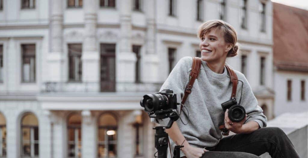 The C/A Studio | Charlie Grashoff. Foto by Lena Kaltenbach - Photo & Design. The C/A Studio: Videoproduktion in Leipzig. Imagefilm Produktion in Leipzig.